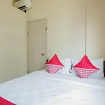 Oyo 909 Lauv Room Grand Centerpoint Tower B